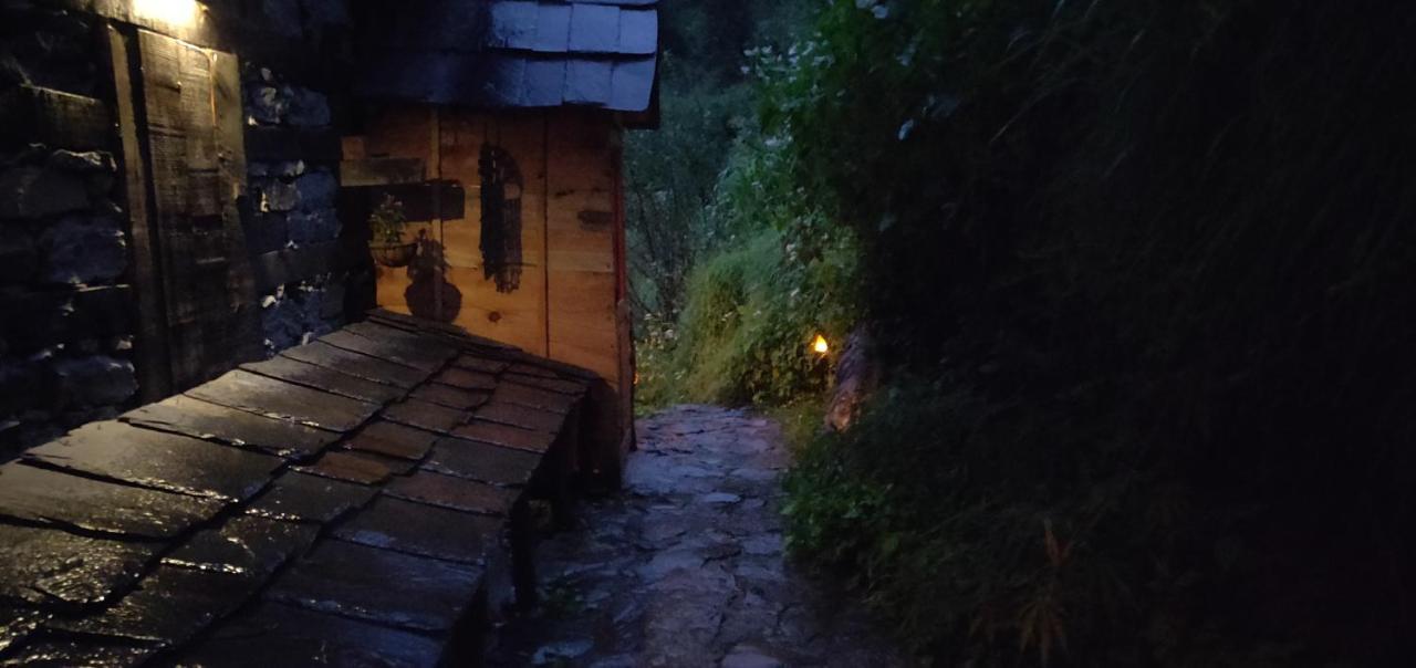 Parvatis Lap Luxury Hostel & Camps Kasol Esterno foto